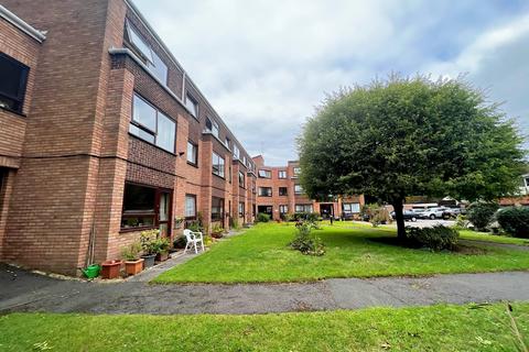1 bedroom flat for sale - Waverley House, New Milton, Hampshire. BH25 6PQ