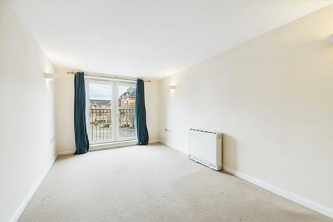 undefined, Farnborough Road, Farnborough, Hampshire, GU14