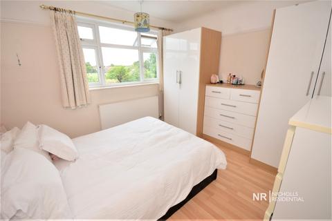 19 Oakhurst Road, Epsom, KT19 9SF