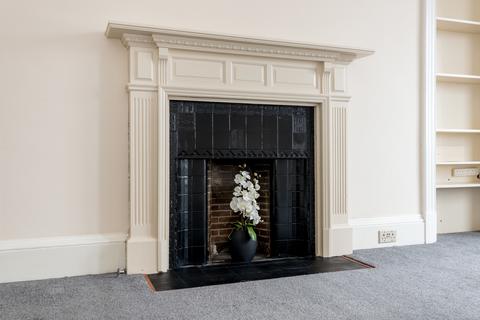 73/5 Ashley Terrace, Edinburgh, EH11 1RT