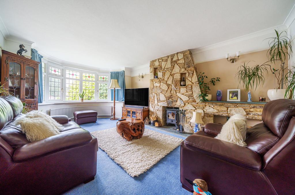 Ashdene Road, Ashurst, Southampton, Hampshire, SO40 3 bed bungalow for sale £620,000