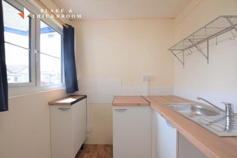 undefined, Essex Avenue, Jaywick