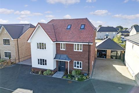 5 bedroom detached house for sale, Fusiliers Green, Heckfords Road, Great Bentley, Colchester, CO7