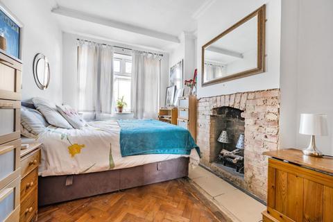 2 bedroom maisonette for sale, Brunswick Park Road,  London,  N11