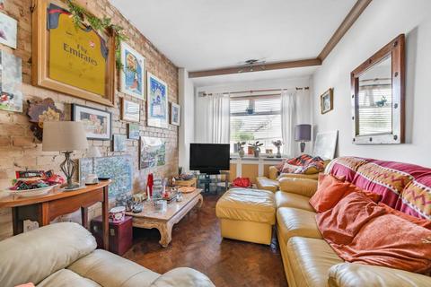 2 bedroom maisonette for sale, Brunswick Park Road,  London,  N11