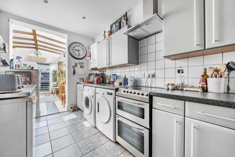 2 bedroom maisonette for sale, Brunswick Park Road,  London,  N11