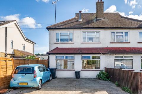 2 bedroom maisonette for sale, Brunswick Park Road,  London,  N11