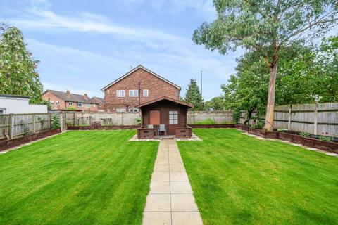 2 Windmill Road, Sunbury-on-thames, TW16 7HX