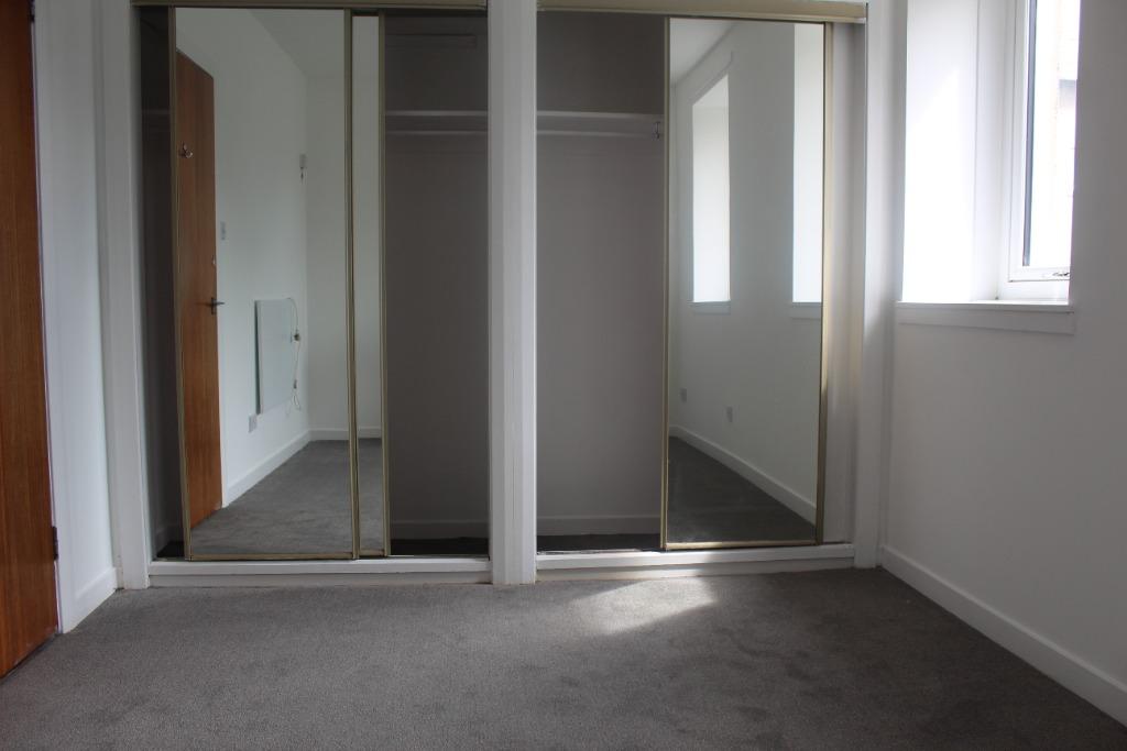 Apartment in Glasgow - More