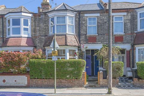 33 Kitchener Road, London, N2 8AS