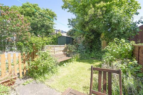 33 Kitchener Road, London, N2 8AS