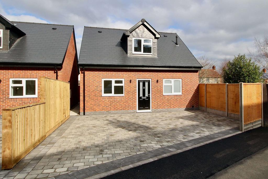 Cherry Tree House, Flamville Road, Burbage LE10 2DQ 2 bed detached