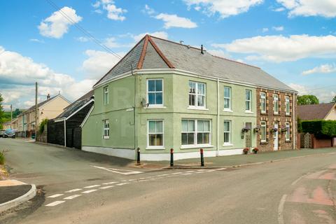 5 bedroom semi-detached house for sale - Brecon Road, Penrhos, Ystradgynlais, Swansea