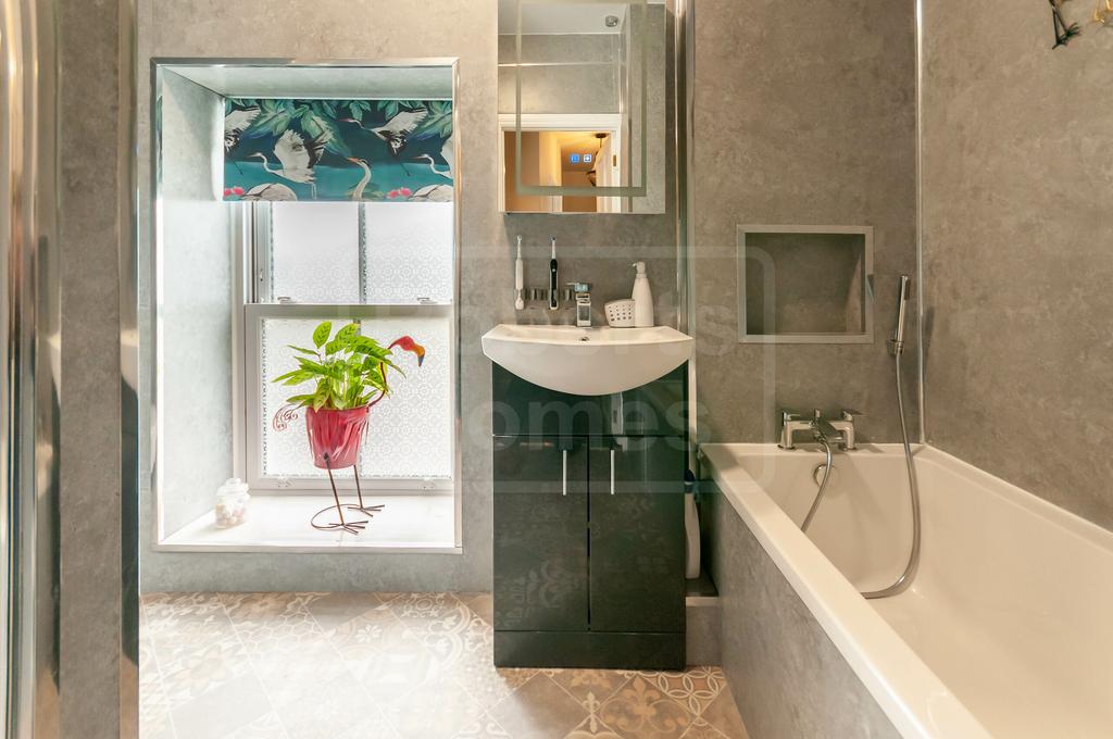 Family bathroom