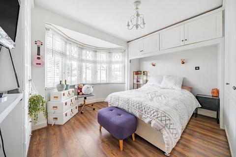 9 Queensway, West Wickham, BR4 9EP
