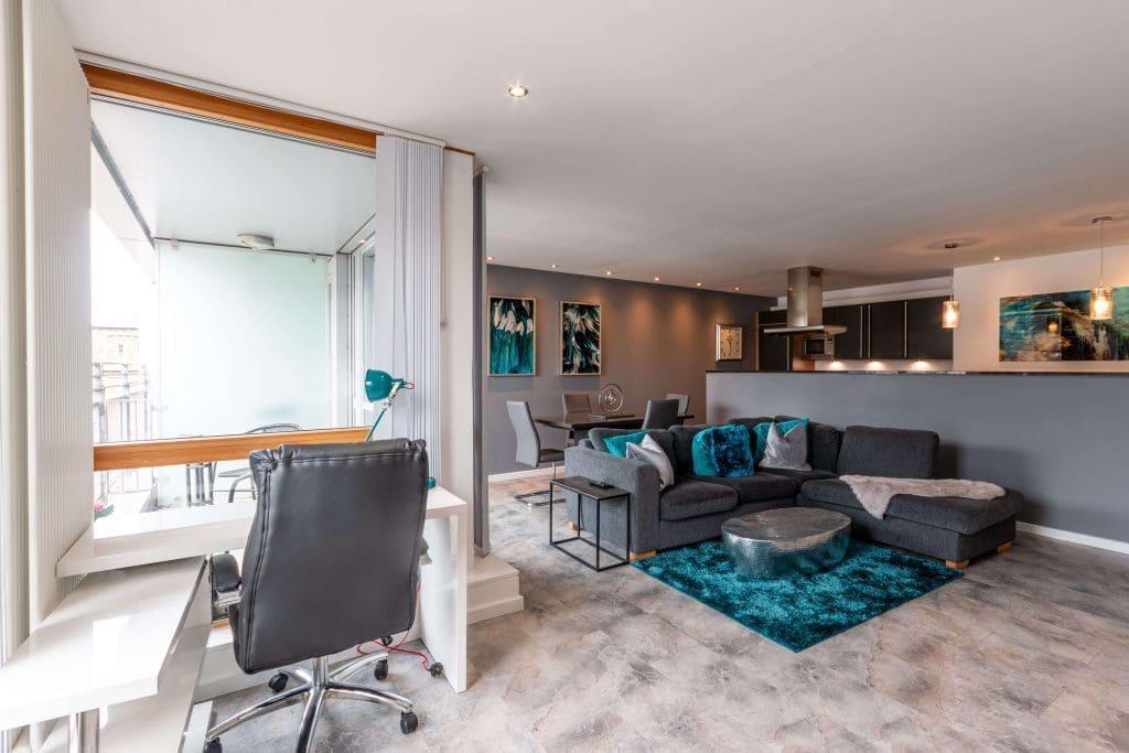 Apartment in Edinburgh, Fountainbridge - View 2