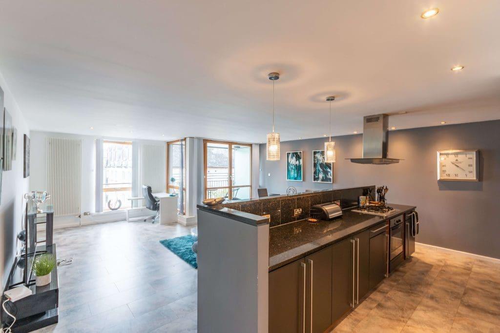 Apartment in Edinburgh, Fountainbridge - View 4