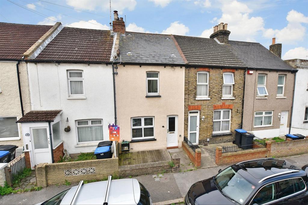 Central Road, Ramsgate, Kent 2 bed terraced house for sale £200,000
