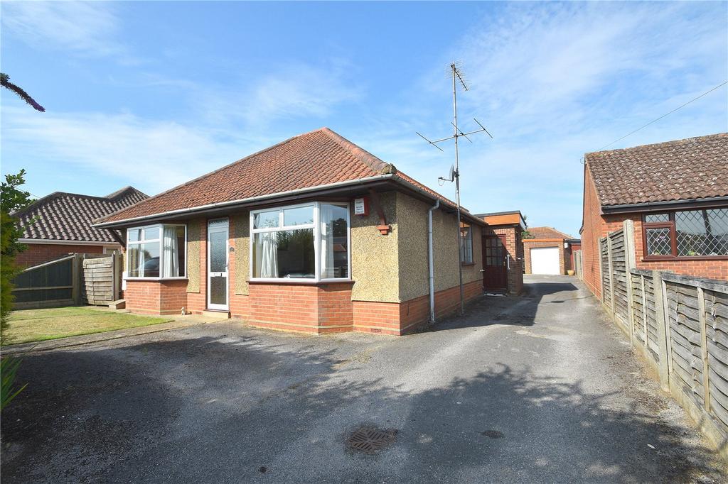 Dobbs Lane, Kesgrave, Ipswich, IP5 3 bed bungalow for sale £375,000
