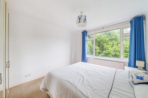 64 Broadacres, Guildford, GU3 3BD