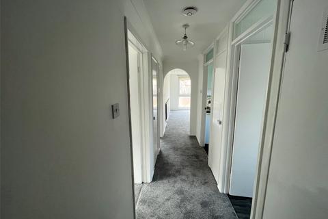 2 bedroom apartment to rent, Hadlow Road, Sidcup, Kent, DA14