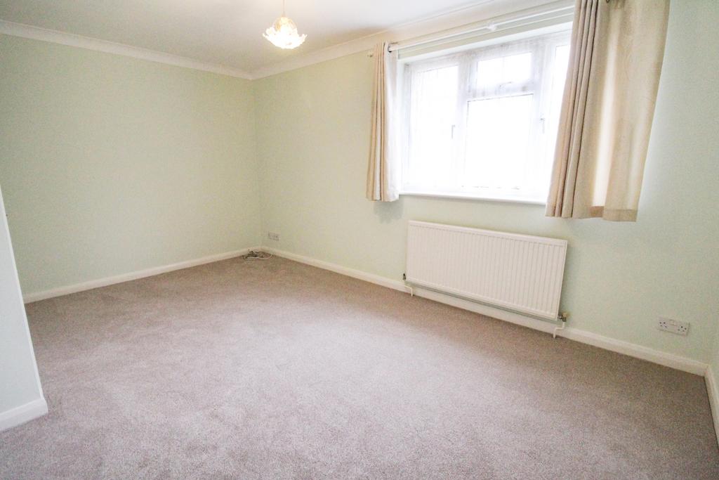 Back bedroom