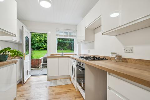 51 Carna Drive, Glasgow, G44 5BD