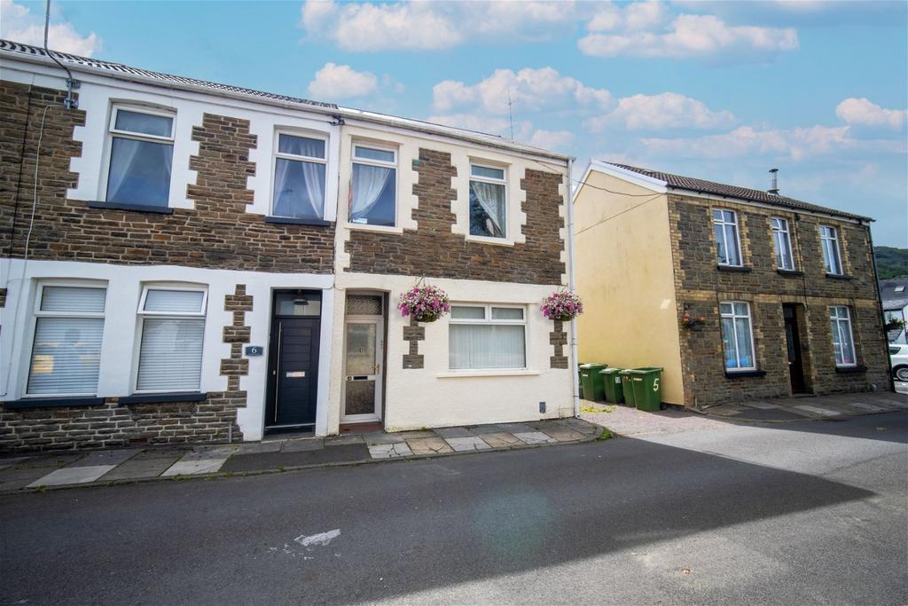 Church Street, Taffs Well, Cardiff, CF15 7PG 2 bed end of terrace house