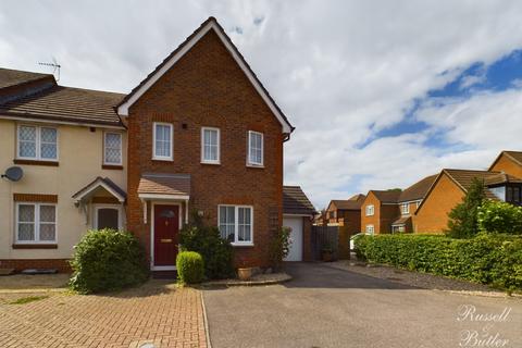 Waine Close, Buckingham
