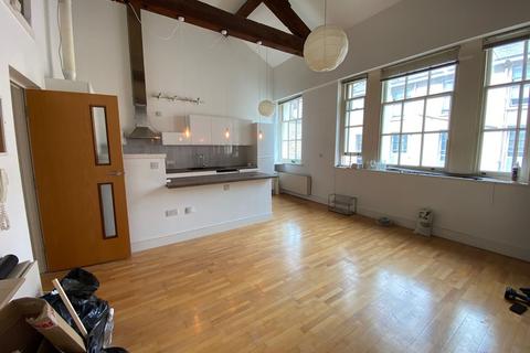 2 bedroom flat to rent, Sweeting Street, Liverpool L2