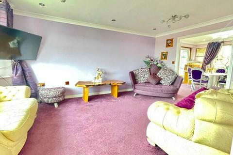 6 bedroom detached house for sale - Windermere Drive, Skelton-in-Cleveland, Saltburn-by-the-Sea, North Yorkshire, TS12 2WT