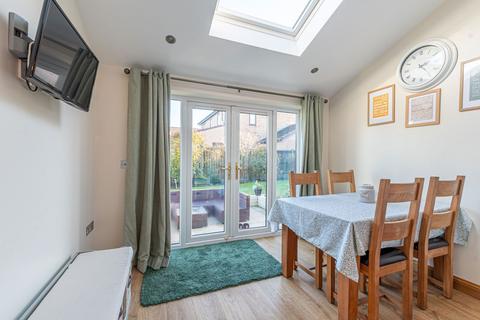 1 Clough Head, Penistone, Sheffield, S36 6UA