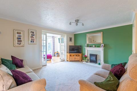 1 Clough Head, Penistone, Sheffield, S36 6UA