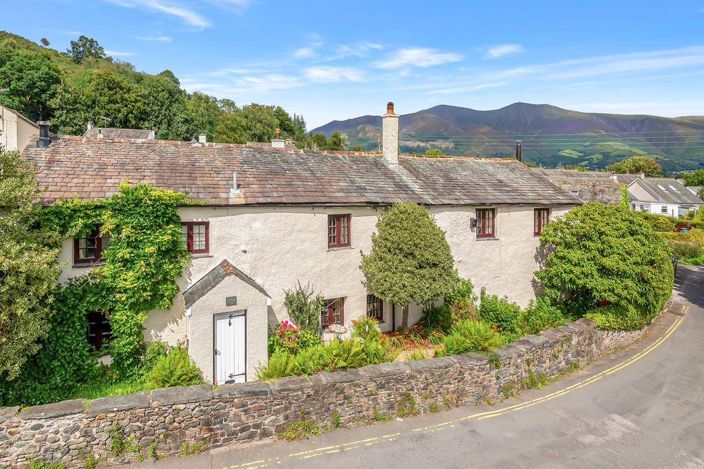The Old Farmhouse Mews, Braithwaite, Keswick, Cumbria, CA12 5SY 13 bed