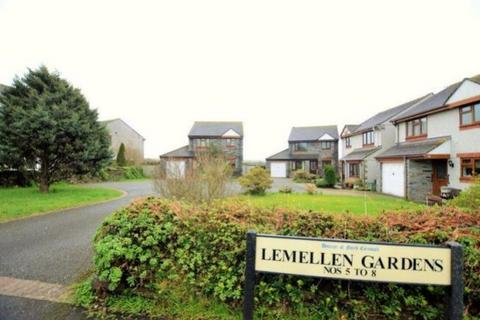 7 Lemellen Gardens, St Kew Highway, Bodmin, PL30 3EB