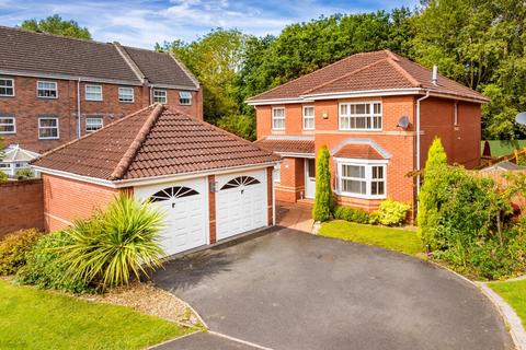 4 bedroom detached house for sale, Westcroft Walk, Priorslee, Telford, TF2 9GF.