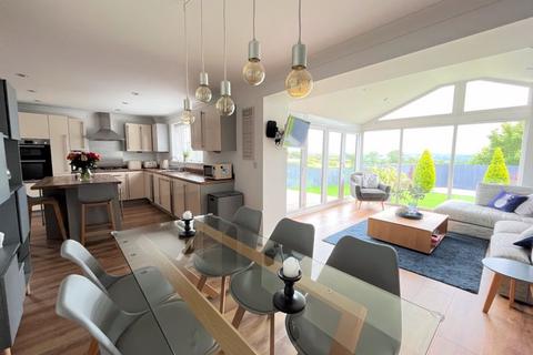 undefined, 88 Bryn Celyn, Llanharry, CF72 9ZE