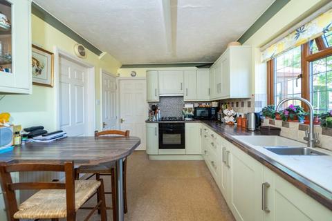 4 bedroom detached house for sale, 32A Heath Road, Scopwick, Lincoln