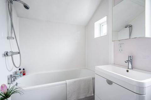 205 Berkhampstead Road, Chesham, HP5 3AP