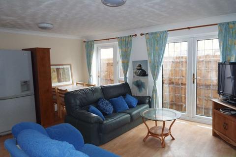 4 bedroom terraced house to rent, Fairgreen Way, Selly Oak, Birmingham, B29 6EW