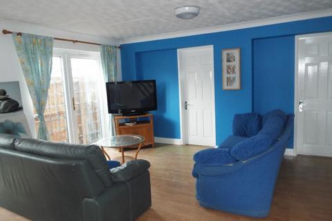 4 bedroom terraced house to rent, Fairgreen Way, Selly Oak, Birmingham, B29 6EW