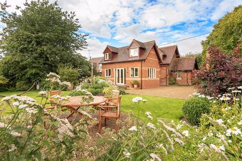 3 bedroom link detached house for sale, Ivinghoe Aston