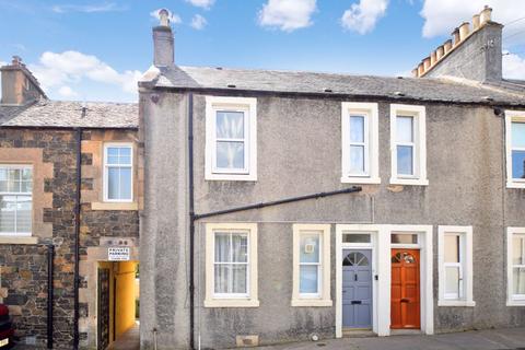 5 Biggiesknowe, Peebles, EH45 8HS