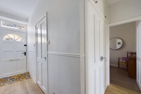 5 Biggiesknowe, Peebles, EH45 8HS