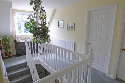 undefined, South Maundin, High Wycombe HP14