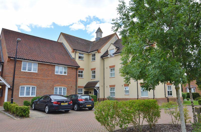 Wirethorn Furlong, Haddenham 2 bed apartment £270,000