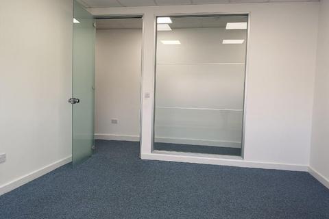Office to rent - Forsyth Road,Orchard Business Park,