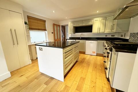 3 bedroom end of terrace house for sale, COOKHAM SL6