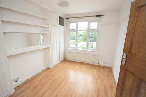 4 bedroom terraced house for sale, Western Avenue, Acton, London, W3 0PL