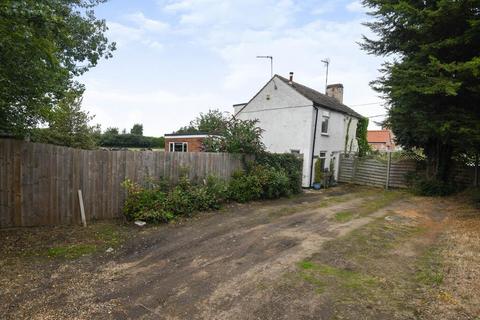 2 bedroom semi-detached house for sale, Fridaybridge Road, Elm, Wisbech, Cambridgeshire, PE14 0AT
